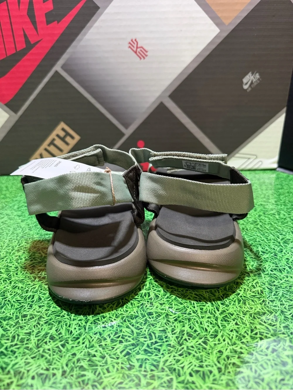 adidas Terrex Hydroterra Light Sandals JR8403 Olive Strata Tent Green Men’s Sz 9